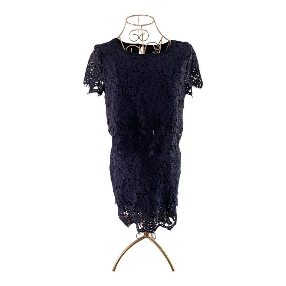 Lulus Turn Back Time Lace Two-Piece Crop Top Mini Skirt Set Small Navy